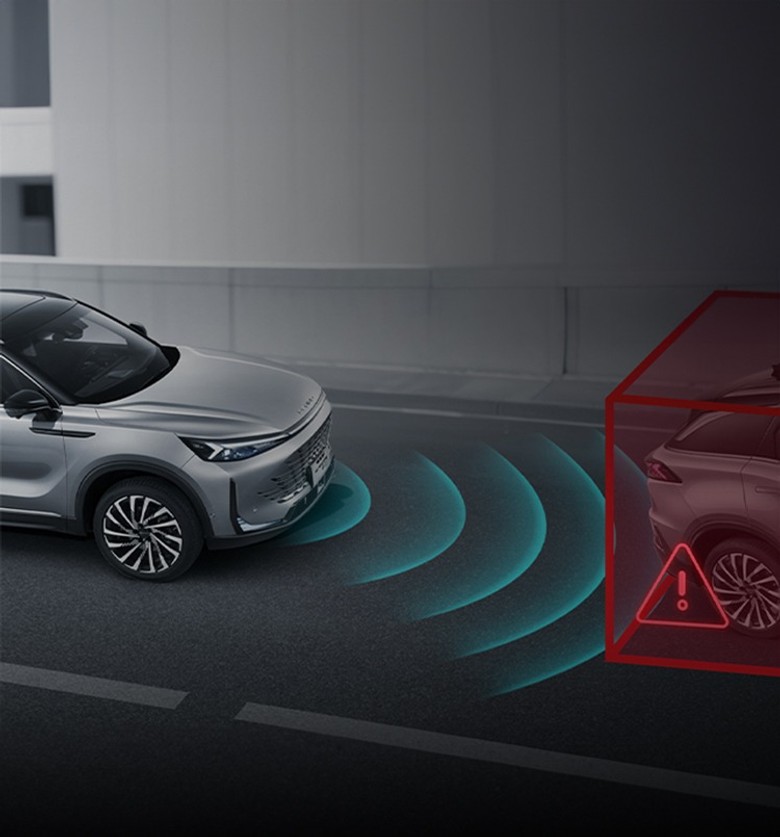 BAIC X7 Forward Collision Warning