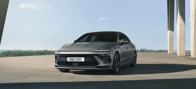 Hyundai Sonata Front View