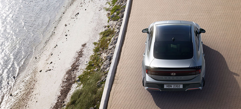 Hyundai Sonata Top View