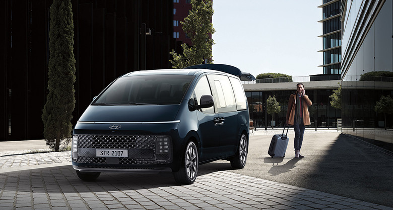 Hyundai Staria with Passenger