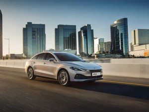 MG 8 PHEV: Advanced Hybrid Technology with Stylish Design and Impressive Range