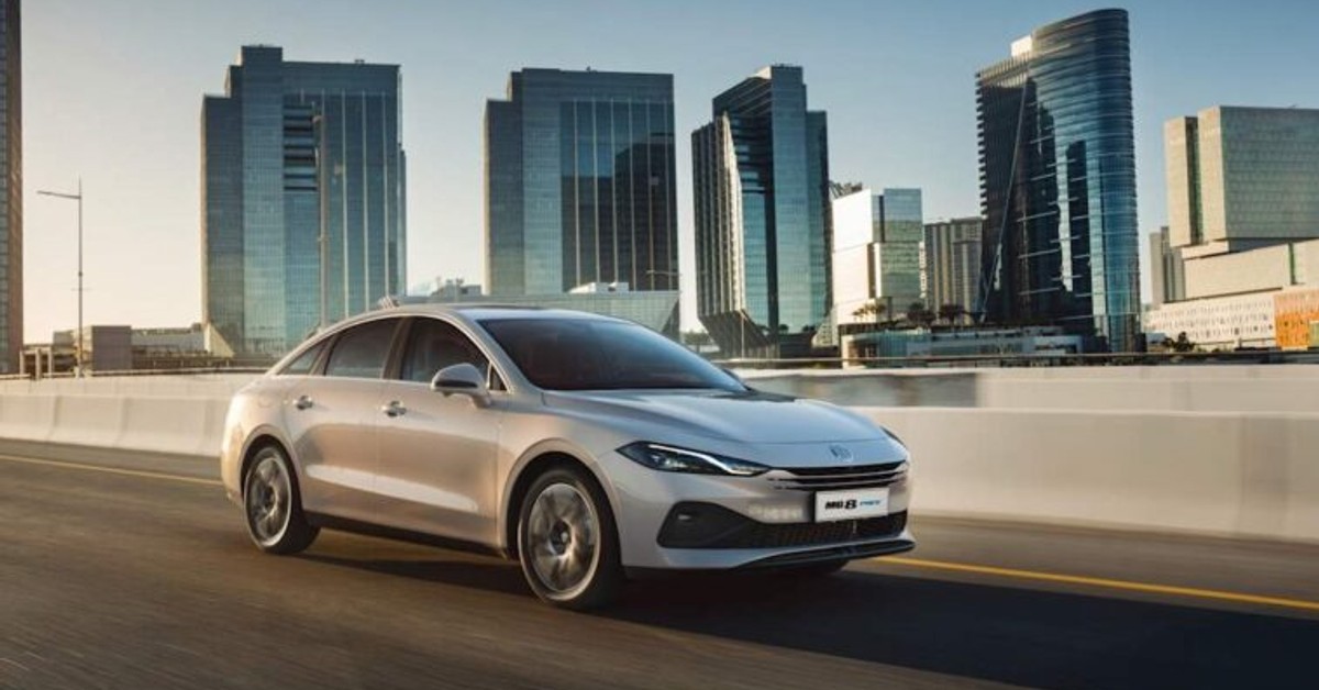 MG 8 PHEV: Advanced Hybrid Technology with Stylish Design and Impressive Range