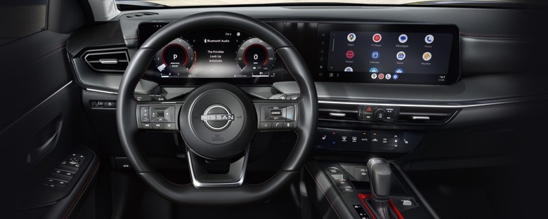 Nissan Kicks Drive view