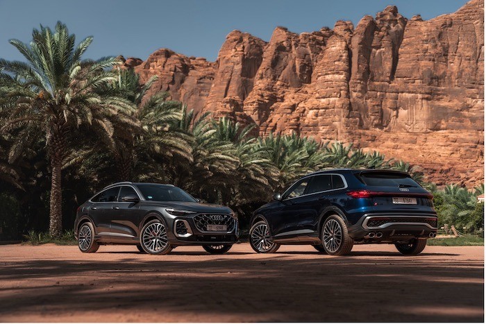 All- New AUDI Q5 Front & Rear