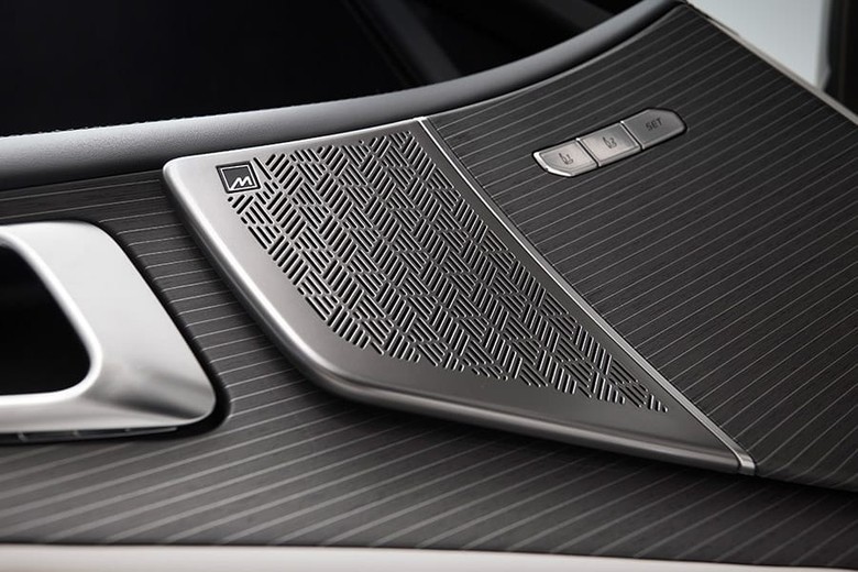Kia K8 Speaker