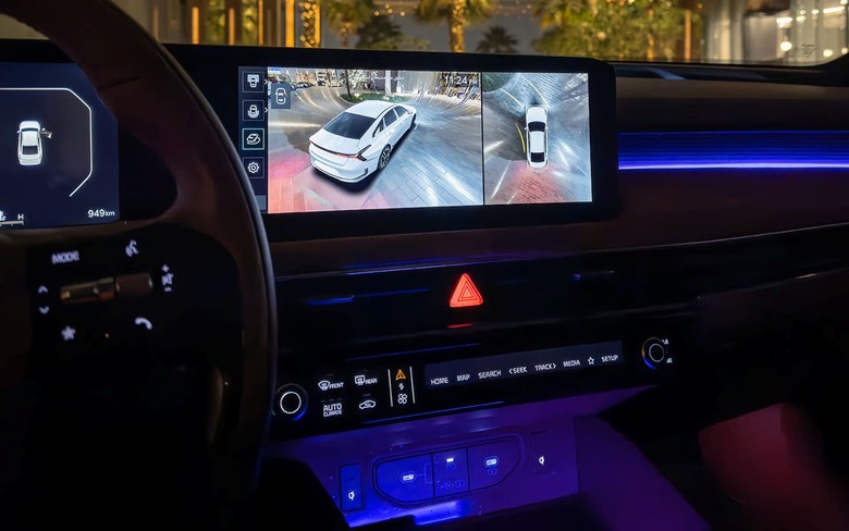 Kia K8 Surround View camera