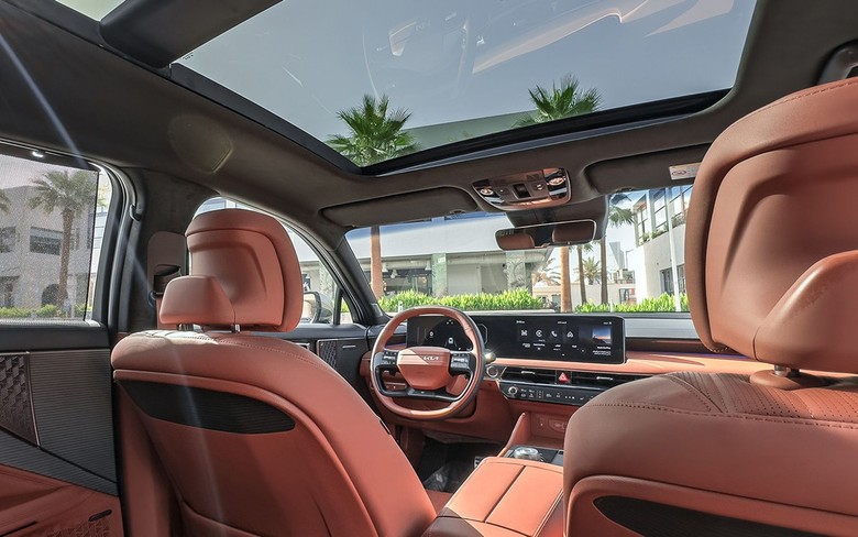 Kia K8 Cabin