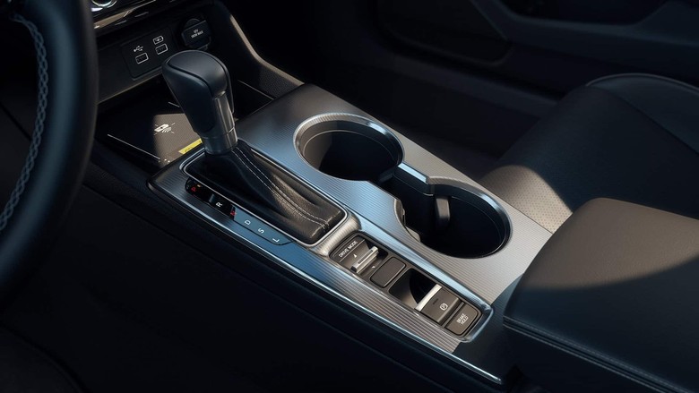 Honda Civic Gear Shifter and Cup Holders