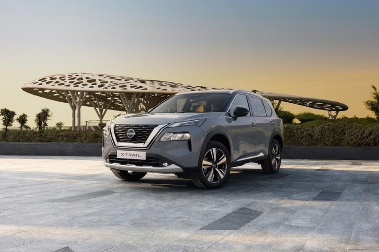 Nissan X-trail Side VIew