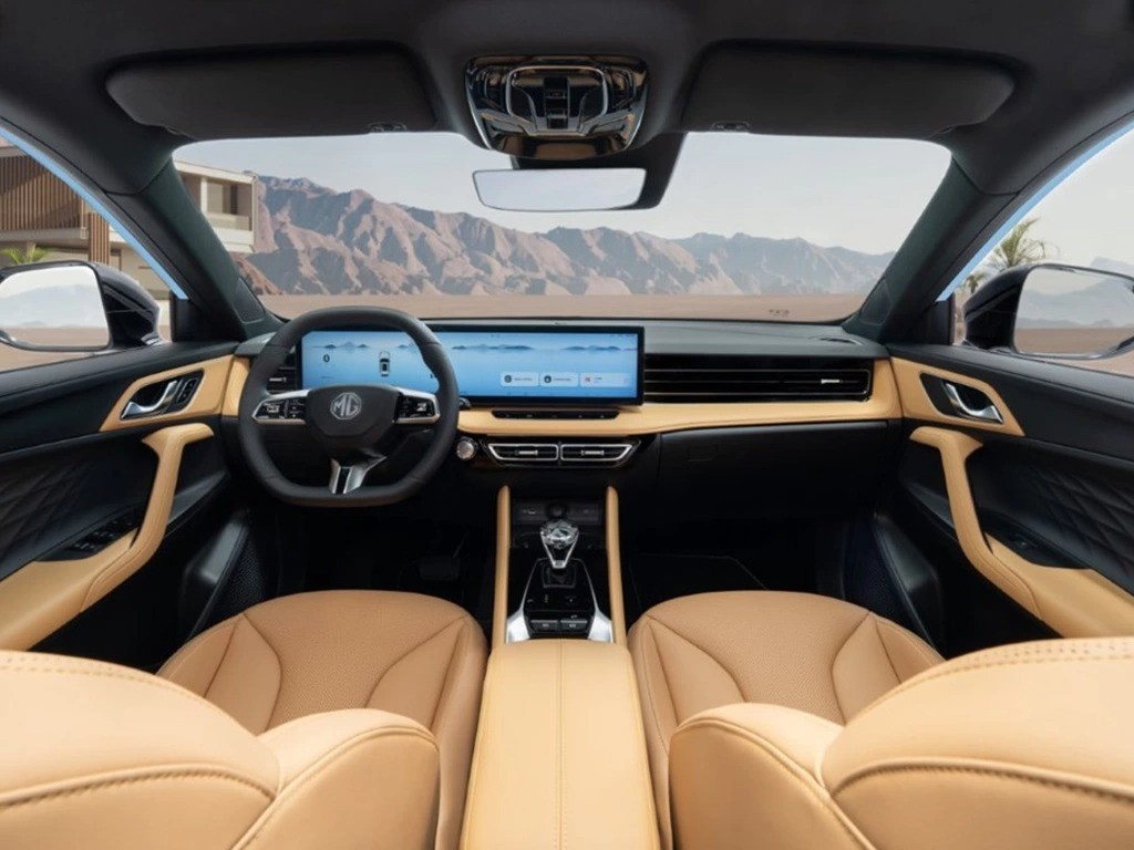 MG HS Hybrid Plus Interior