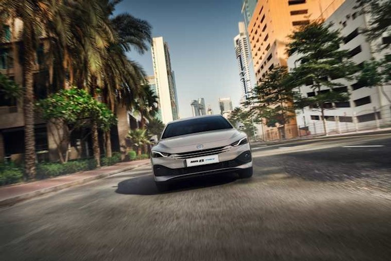 MG 8 PHEV Front View