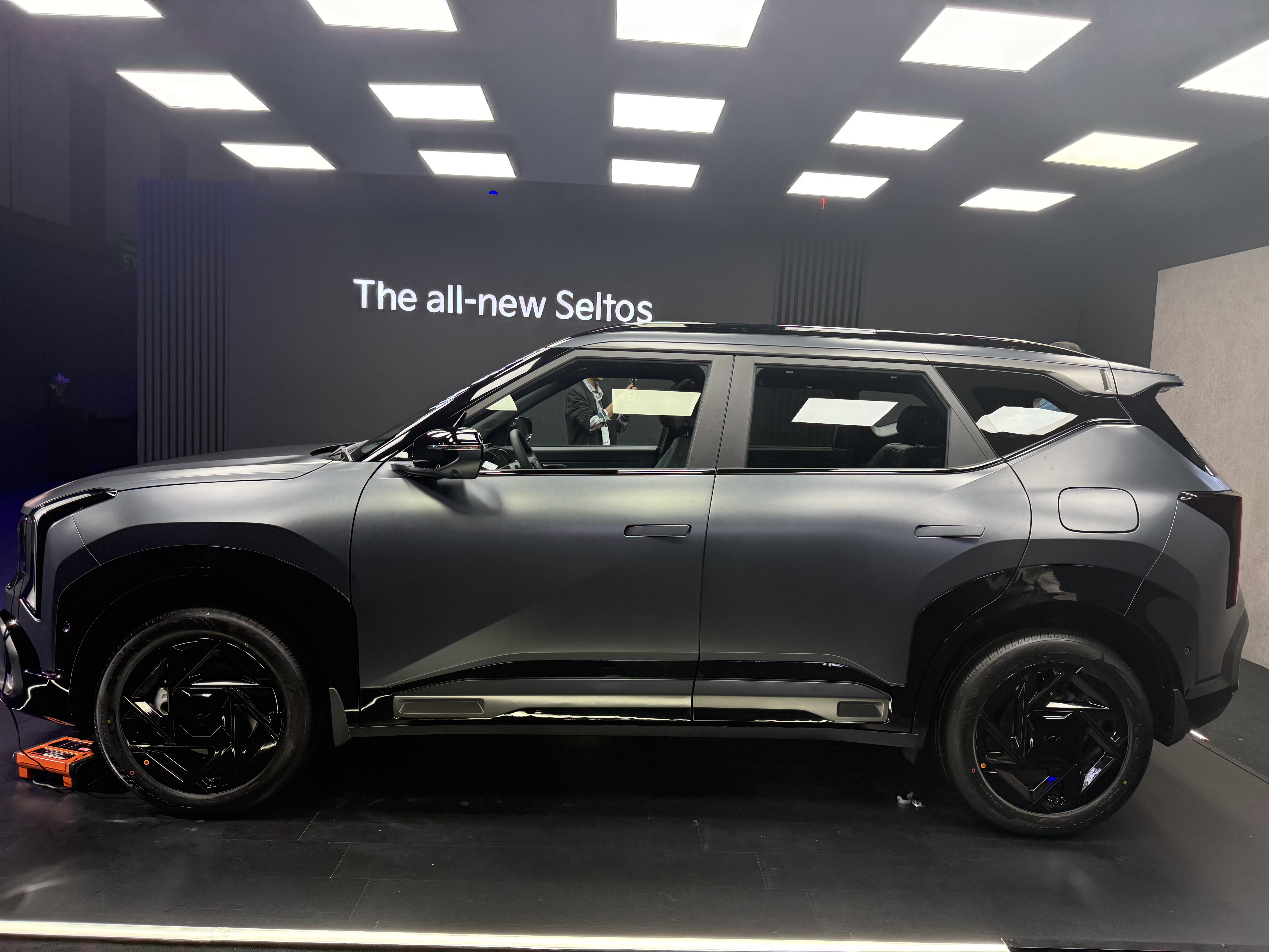 2026 Kia Seltos X-Line Side View