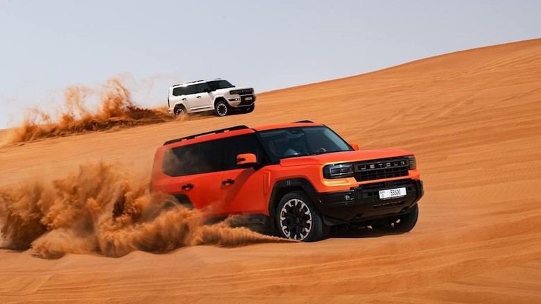 jetour g700 front view