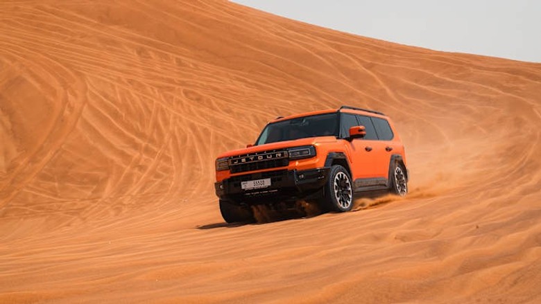 Jetour G700 front view