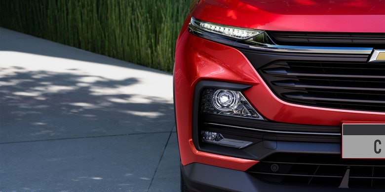 chevrolet captiva front view