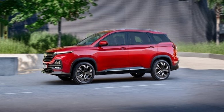 chevrolet captiva side view