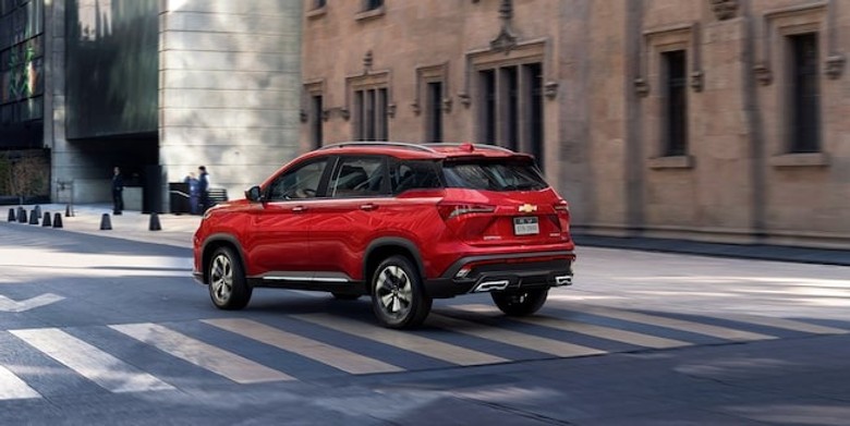 chevrolet captiva rear view