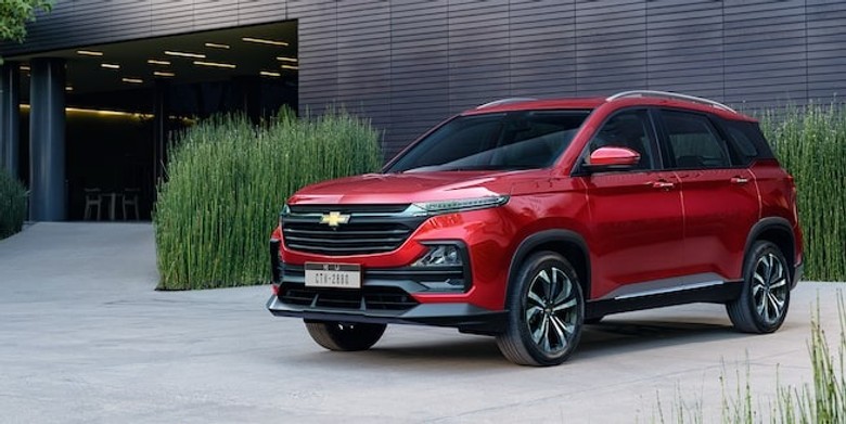 chevrolet captiva front view