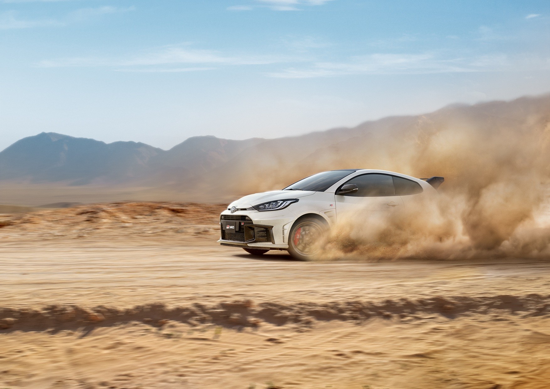 Toyota GR Yaris Aero in Dessert off-roading