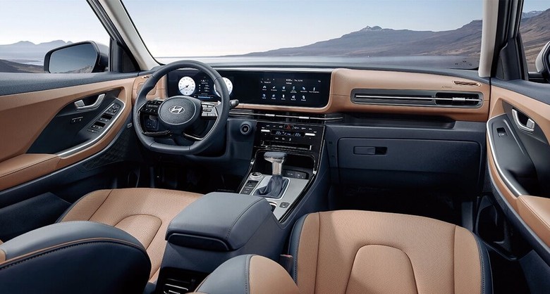 Hyundai Creta Grand interior view