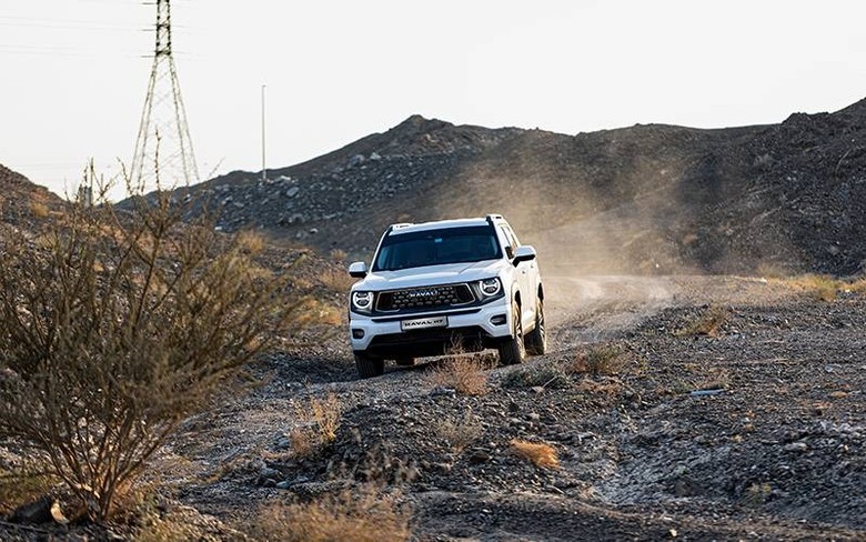 Haval H7 front view in white color