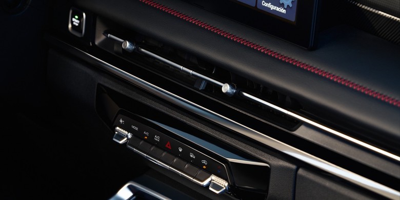 Chevrolet Groove interior view