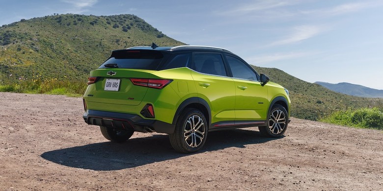 Chevrolet Groove rear design in green color