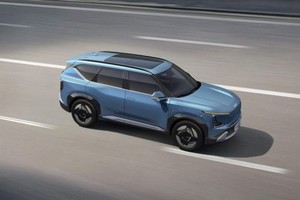 Kia EV5 Review for the UAE: Comfort, Tech & Range, Performance