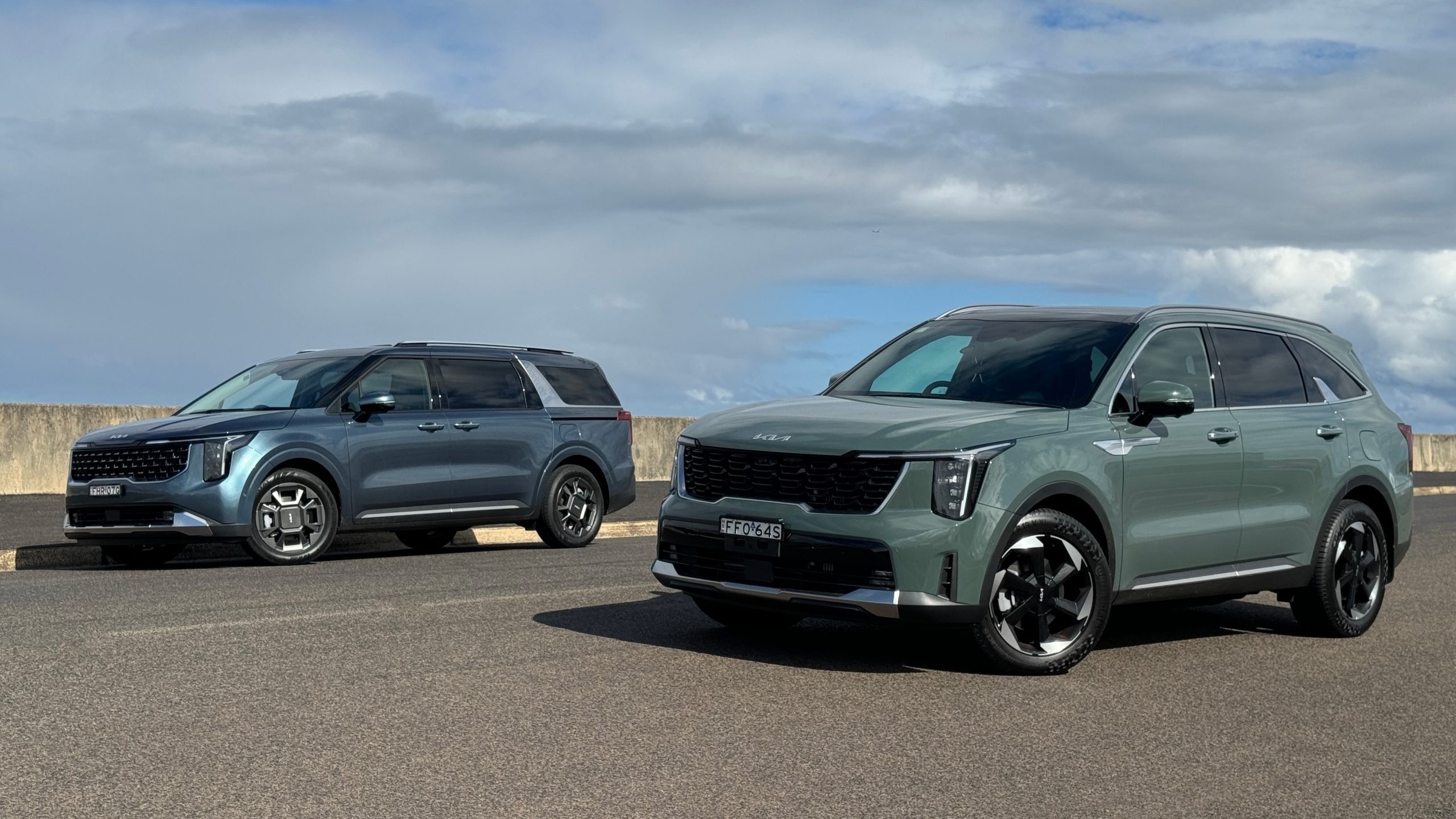 KIA Carnival and Sorento
