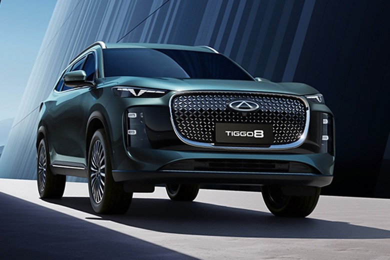 chery tiggo 8 pro max front view in blue color