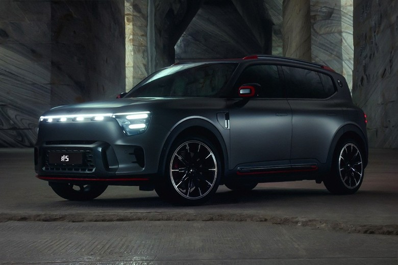 smart 5 side view in brown color