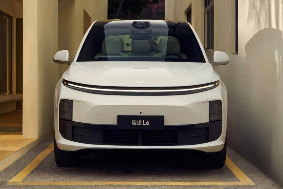 Li Auto L6 front view