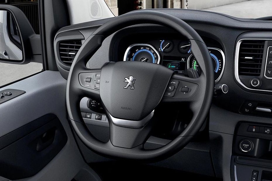 Peugeot Expert driver area with infotainment