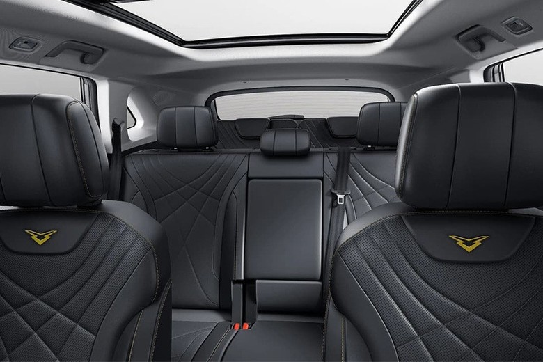 Kaiyi X7 interior view