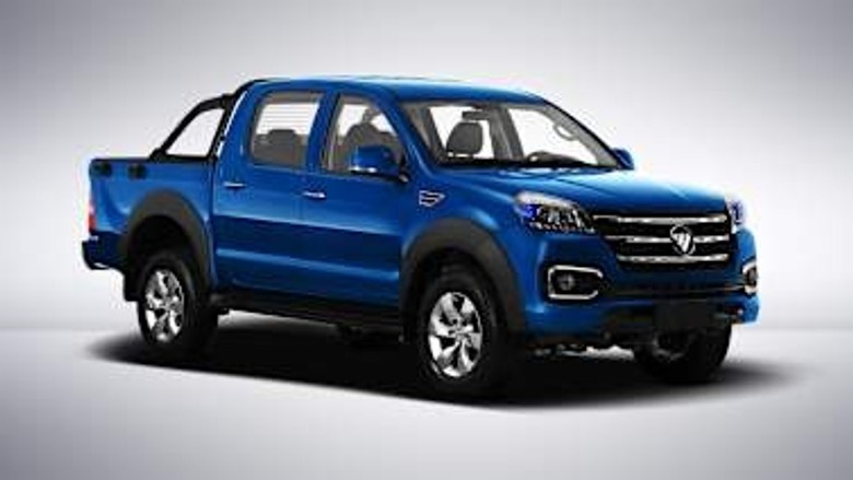Foton Tunland side view in blue color
