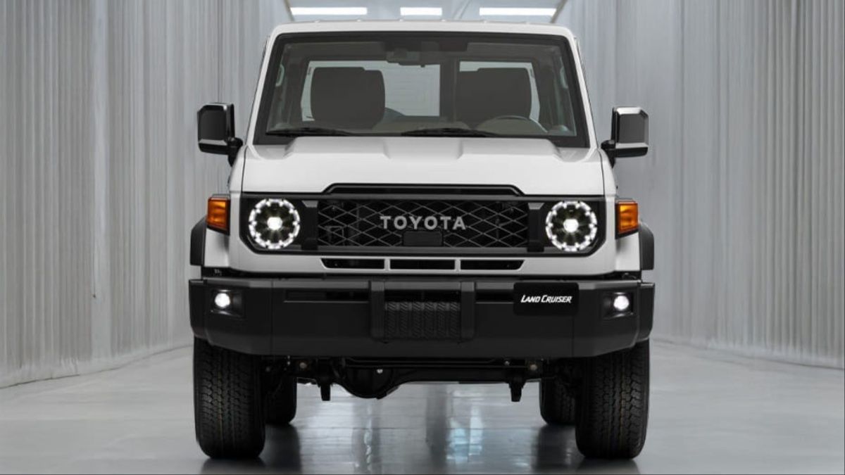 Toyota Land Cruiser 70 Hardtop 2026: Six Variants from SAR 158,240