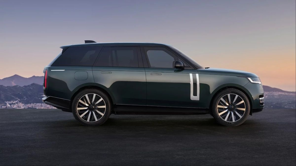 New Electric Range Rover Revealed: Luxury SUV Goes Fully Electric