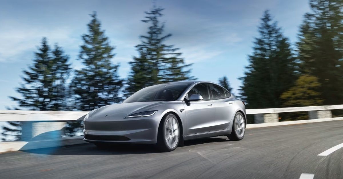 Tesla Model 3 in Saudi Arabia: RWD vs Premium Long Range RWD vs Premium Long Range AWD vs Performance